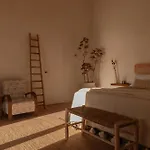 Iuta Farm * Ното