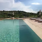 Iuta Farm Ното